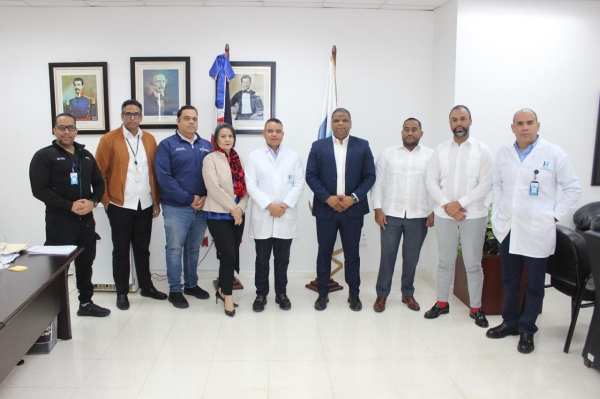 Hospital Ney Arias Lora comparte buenas prácticas con el Hospital Traumatológico de Higüey