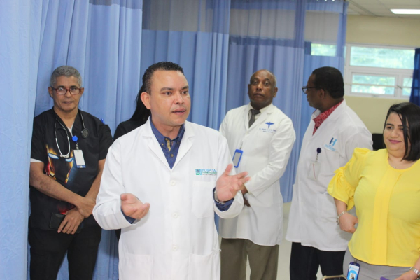 Hospital Ney Arias Lora refuerza áreas por feriado navideño; cuenta con más de 50 camas disponibles