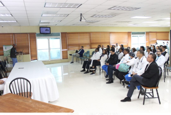 Hospital Ney Arias Lora crea Unidad de Laparoscopía