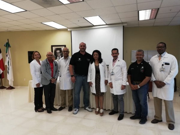 Médicos y enfermeras del Hospital Ney Arias Lora reciben entrenamiento sobre Canalización Intraósea