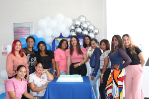 Este 9 de mayo nuestro centro de salud resalta la labor que realiza el personal del Laboratorio Clínico y Banco de Sangre