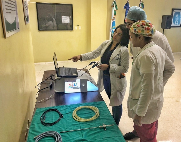 El Hospital Traumatológico Dr. Ney Arias Lora imparte charla sobre manejo y limpieza de instrumental de Laparoscopia a personal de enfermería residentes y especialistas