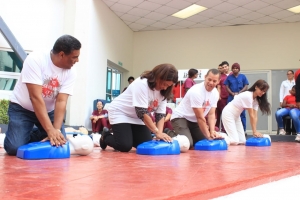 Hospital Ney Arias Lora realiza Jornada de Reanimación Cardiopulmonar para Colaboradores y Usuarios