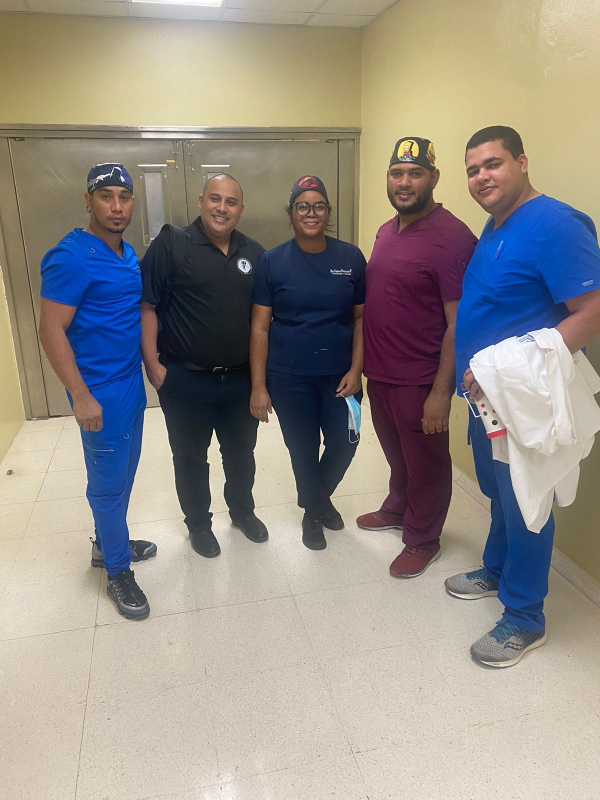 Ney Arias Lora realiza importante operativo quirúrgico de Reconstrucción Ósea